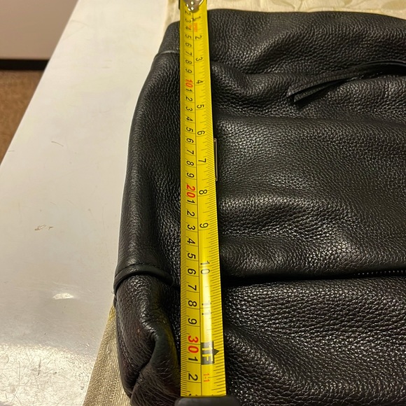 Michael Kors purse - Picture 9 of 10